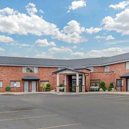 Quality Inn & Suites Mayo Clinic Area Rochester Ngoại thất bức ảnh