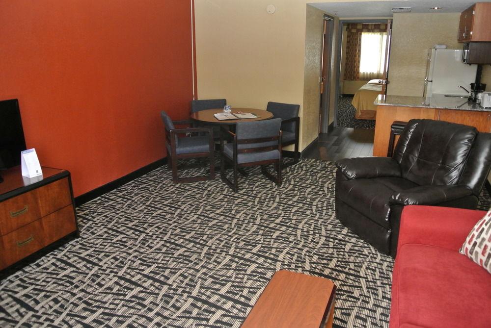 Quality Inn & Suites Mayo Clinic Area Rochester Ngoại thất bức ảnh