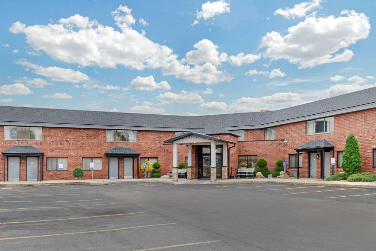 Quality Inn & Suites Mayo Clinic Area Rochester Ngoại thất bức ảnh